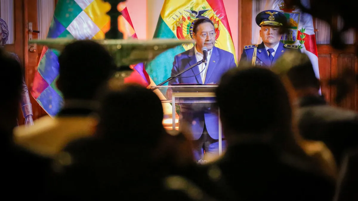 Arce dice que en las elecciones se decidirá por la justicia social o que ‘intereses ajenos arrebaten lo conquistado’