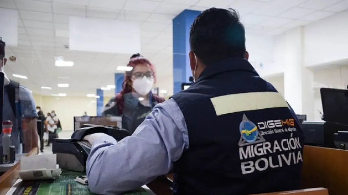 Ley 1352 incumplida: 36 exfuncionarios viajaron al exterior sin controles de Migración